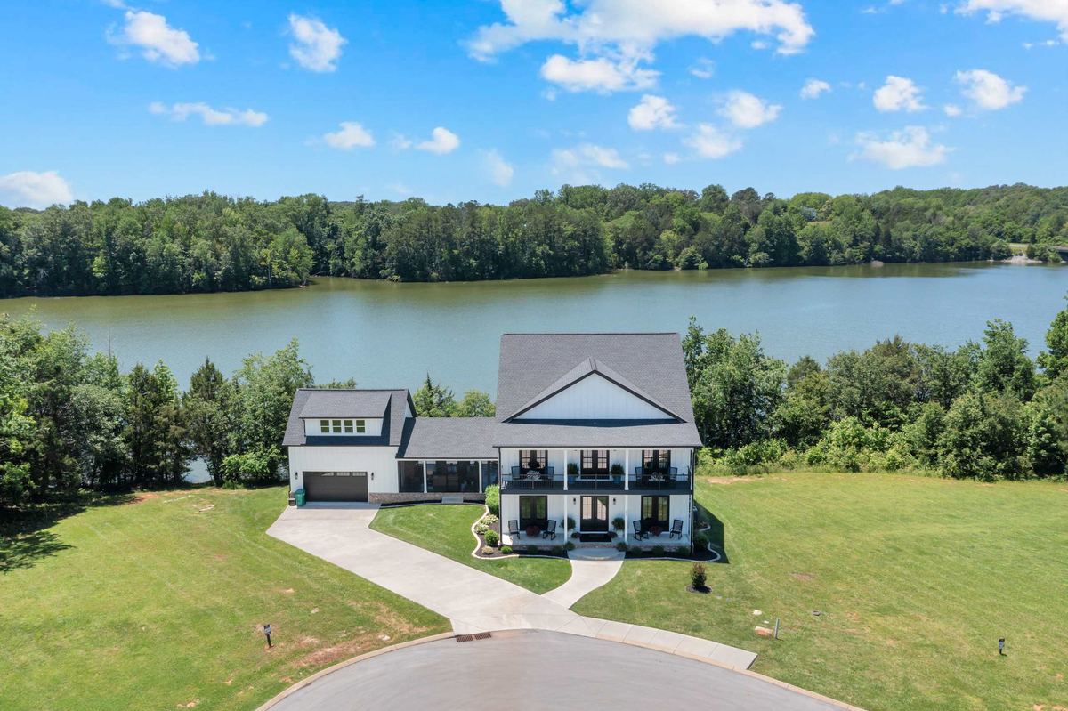 A lakefront farmhouse on Tims Ford Lake from the air