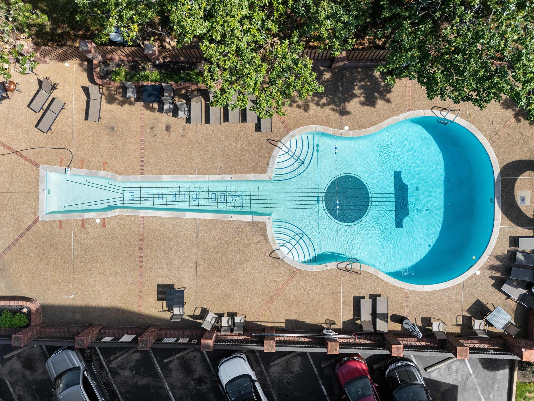 The guitar-shaped pool at Spence Manor on Music Row, seen from above