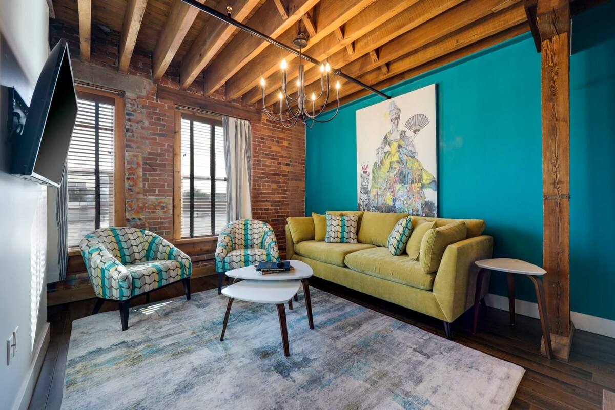 Cozy up on the couch and catch your favorite shows in this stylish living room setup! 📺 #TVTime