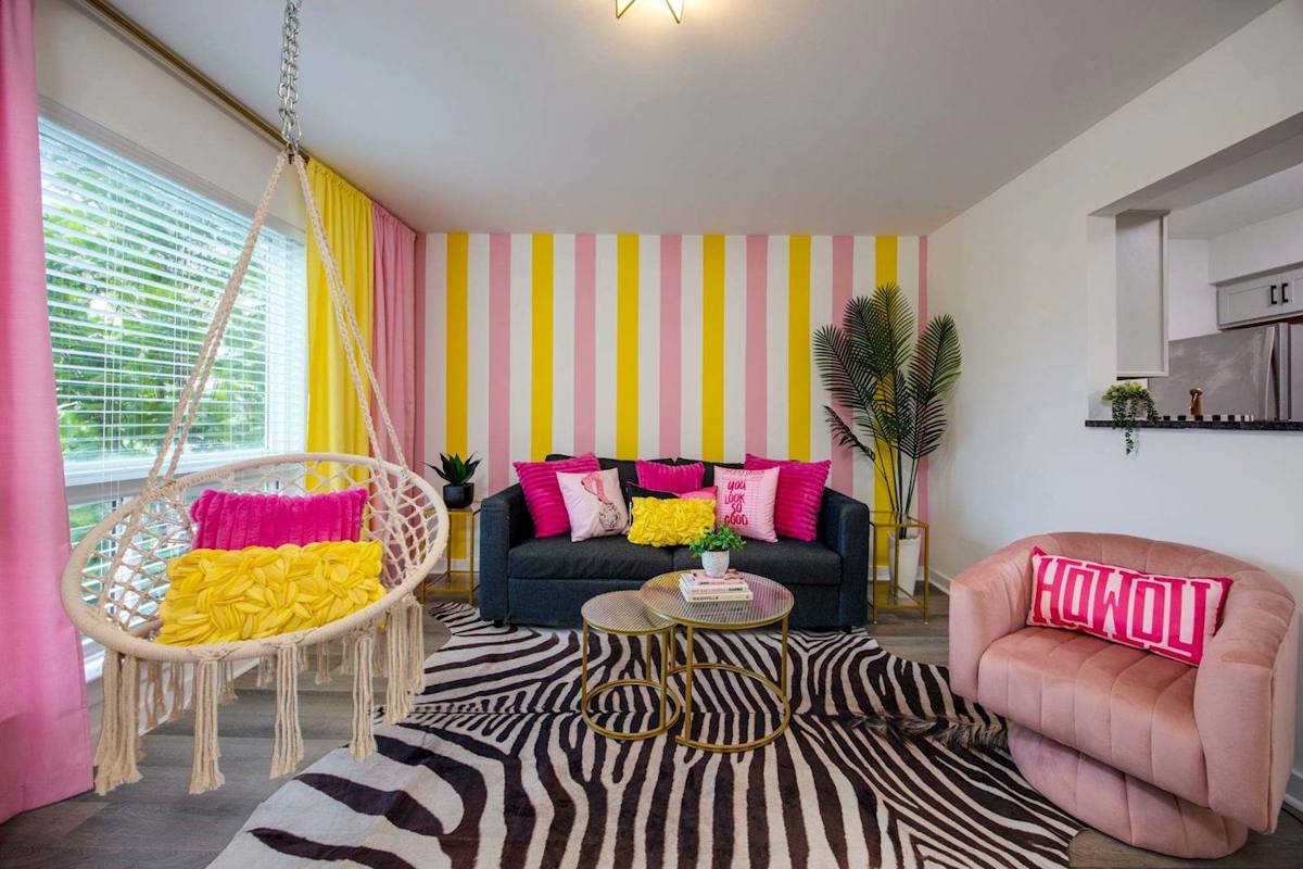 Swing into relaxation with vibrant décor and plush seating that's pure Nashville fun!