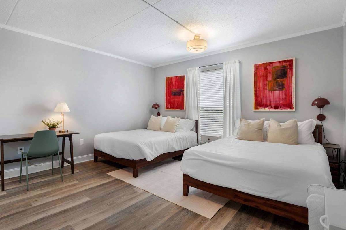 bright design bedroom